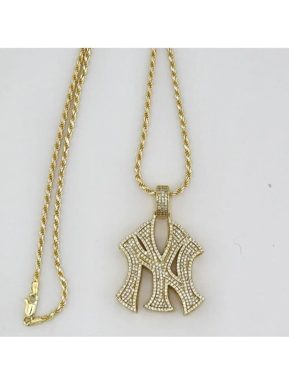 Brand New Sterling Silver 925 New York Yankee Necklace